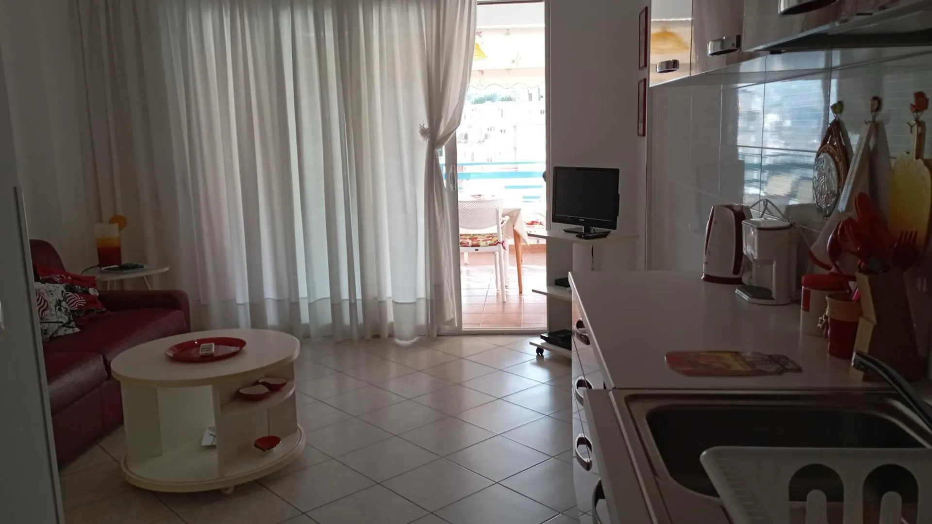Apartment Alma Sarande