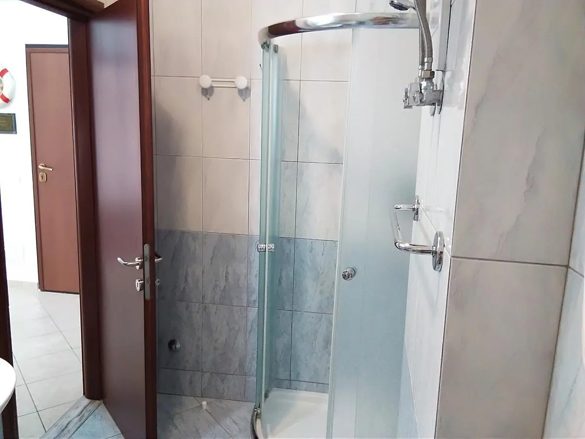 Apartment Alma Sarande