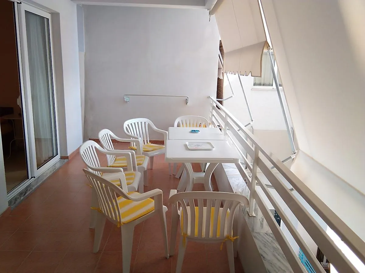 Apartment Alma Sarandë